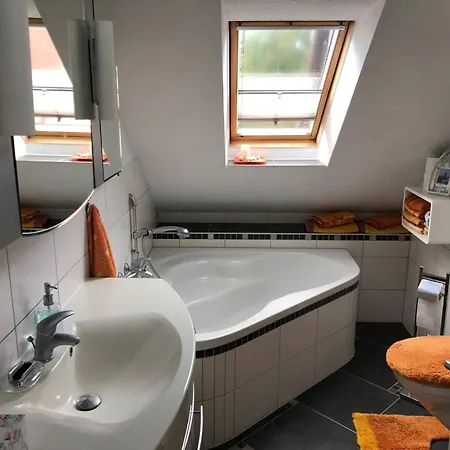 Apartman Charming Family Retreat In Hoyerswerda, Germany *