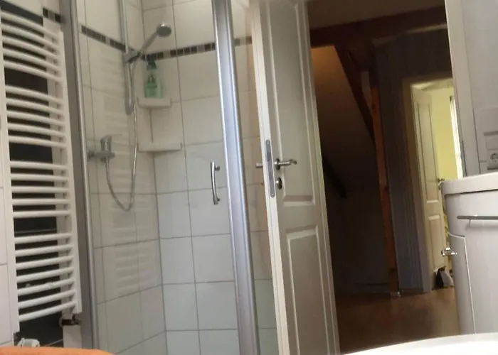 Charming Family Retreat In Hoyerswerda, Germany Apartment