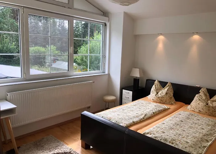 Charming Family Retreat In Hoyerswerda, Germany Apartment