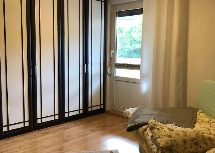 Charming Family Retreat In Hoyerswerda, Germany *