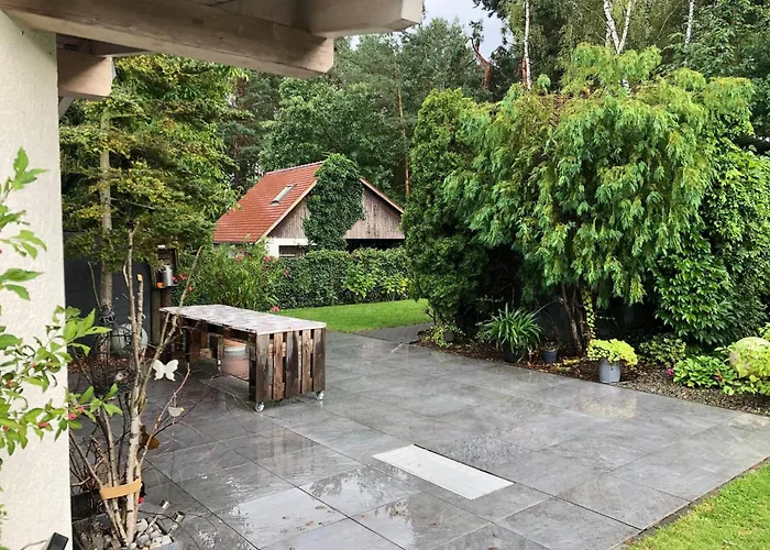 Apartment Charming Family Retreat In Hoyerswerda, Germany *